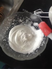 自制蛋白饼干做法图解4)