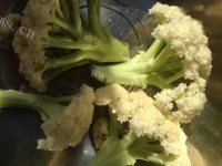 美味的虾酱炒花菜做法图解1)