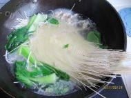 美味的油菜肉丝面做法图解6)