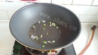 家常菜醋溜白菜片做法图解2)