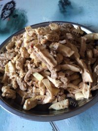 美味的香干炒肉做法图解14)