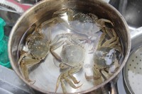 诱人的清蒸螃蟹做法图解1)