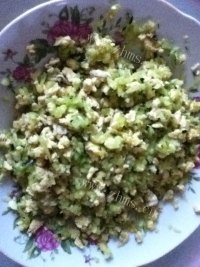 自制南瓜鸡蛋水煎饺做法图解9)