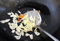 健康美食之红烧鲫鱼做法图解6)