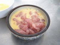 鲜美可口的番茄肉片做法图解3)