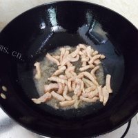 美味营养的鱼香肉丝做法图解5)