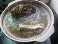鸡骨草煲猪骨做法图解4)