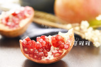 冬天，多喝石榴汁软化血管做法图解1)
