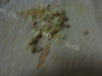 意犹未尽的炒芹菜做法图解4)