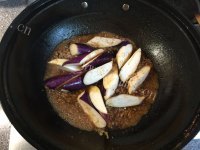 家常菜鱼香茄子做法图解6)