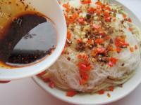 家常菜粉丝蒸金针菇