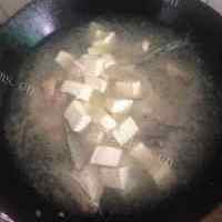 珍馐美味的鱼头豆腐汤的做法图解五