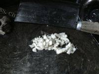 秘制蒜香菠菜做法图解4)