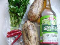 家常菜酸辣藕丁做法图解1)