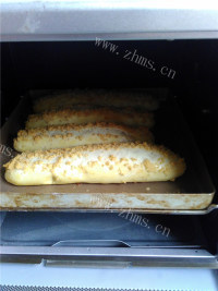 色味俱佳的肉松面包做法图解10)