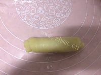 苏式蛋黄肉松月饼做法图解8)
