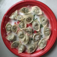家常韭菜鸡蛋元宝馄饨做法图解10)