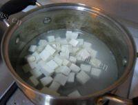 家常菜小葱拌豆腐做法图解2)