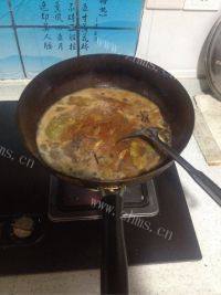 自制牛肉火锅做法图解9)