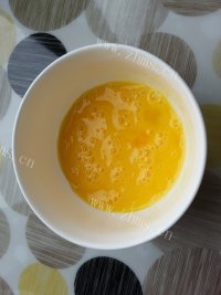 家常菜豌豆苗炒鸡蛋做法图解4)