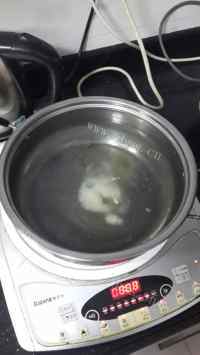 简单版西兰花炒虾仁做法图解4)