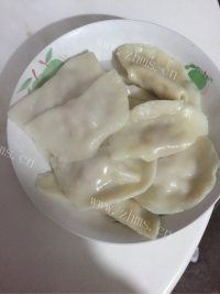 DIY娃娃菜猪肉饺子做法图解3)