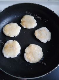香喷喷的土豆肉松饼做法图解10)
