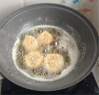 香脆的培根可乐饼做法图解13)