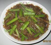 家庭版芹菜炒粉条