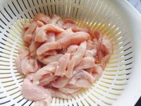 宠物鸡肉干做法图解4)