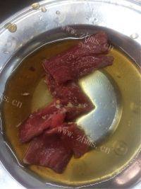 家常菜牛肉嫩姜做法图解3)