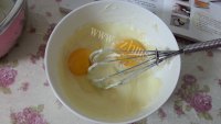 色香味俱全的轻乳酪蛋糕做法图解1)