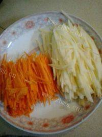 家常菜凉拌土豆丝做法图解3)