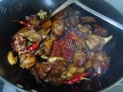 美味干锅羊肉做法图解8)