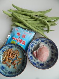 家常菜干煸四季豆做法图解1)