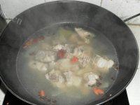 山药红枣排骨汤做法图解5)