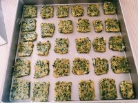 色香味俱全的海苔饼干做法图解5)