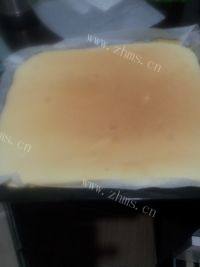 果酱蛋糕卷自制做法图解9)