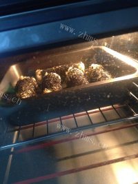 珍馐美味的乳酪肉松卷