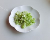 葱油裙带菜做法图解7)