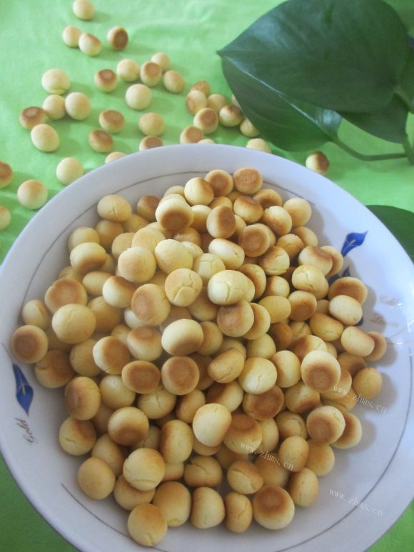 咸甜适中的旺仔小馒头