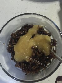 美味的枇杷花茶做法图解5)