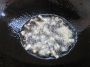 美味的豇豆炒土豆丝做法图解4)