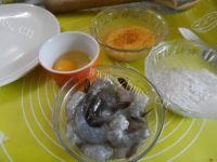 美味的黄金炸虾做法图解3)