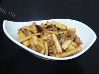 垂涎欲滴的茭白炒肉片