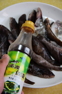 好吃的盐烤小杂鱼做法图解3)