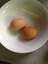 美味的蒸蛋做法图解1)