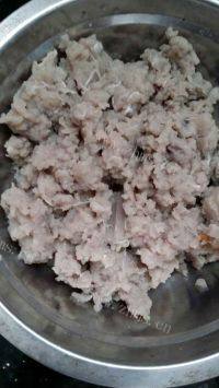 美味煎炸鱼饼做法图解3)