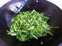 一绝的蒜蓉茼蒿做法图解3)