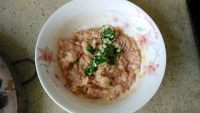 好吃白菜粉丝水饺做法图解6)